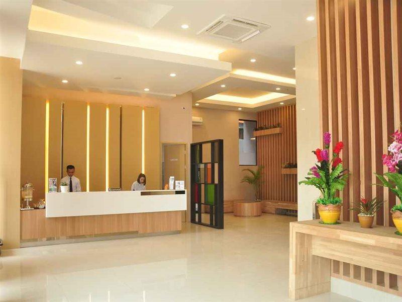 Hotel Mutiara Mitra Reddoorz Padang Sidempuan Exterior photo